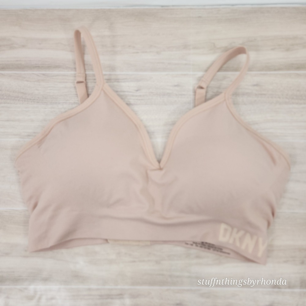 NWOT DKNY Womens Seamless Wireless Wirefree‎ Bra Beige with Soft Stretch XL